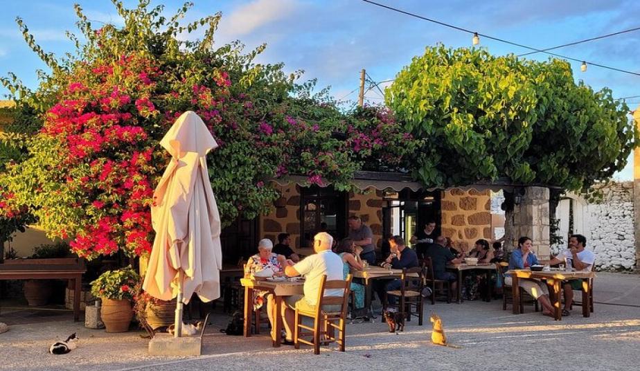 Private Monasteries & Village Tour from Chania with Traditional Lunch