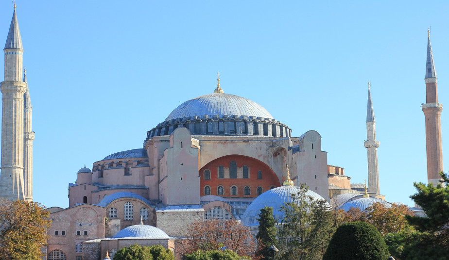 Private Istanbul Tour – Hippodrome, Blue Mosque, Hagia Sophia & Bazaar