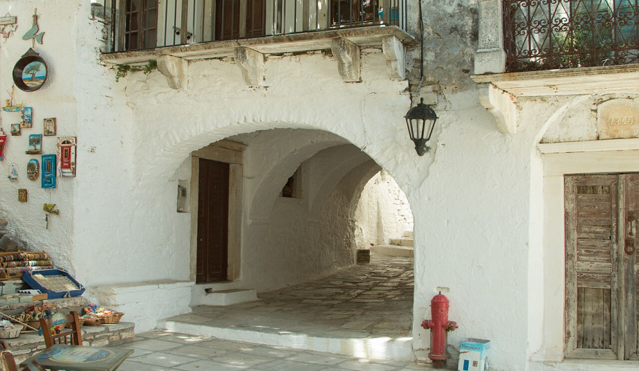 Naxos Traditional Villages, Pottery, Citron Distillery & Local Flavors