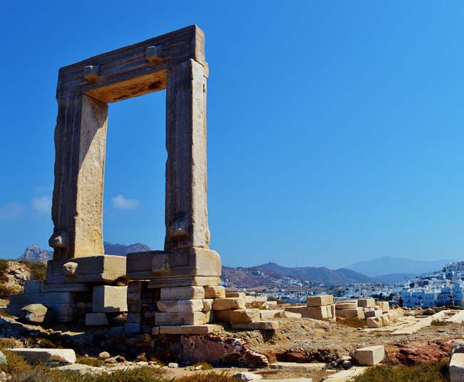 Private tour in Naxos to Ancient Past and Impressive Monuments