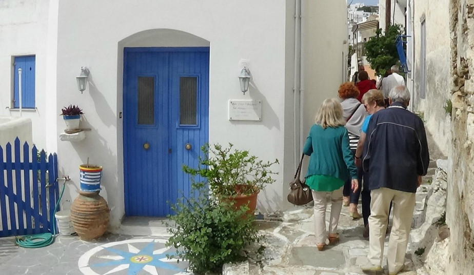 Paros & Antiparos Private Tour: Lefkes, Naousa, Cave  with Pie & Coffee Tasting
