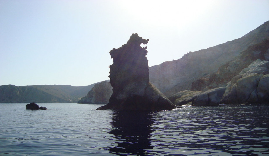 Semi Private Cruise to the West Side Beaches of Milos, Klesftiko, Arkoudes