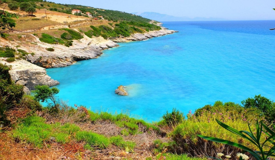 Semi Private Cruise to Shipwreck & Blue Caves & Sunday Beaches in Zakynthos.