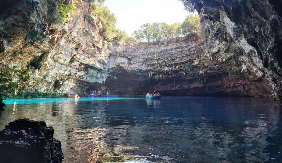 Kefalonia Private Tour to Explore Melissani Cave, Drogarati & Fiskardo Village