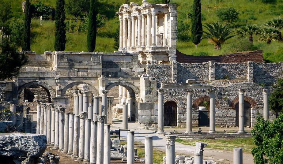 Private Shore Excursion from Kuşadasi: Explore Ephesus & Virgin Mary’s House