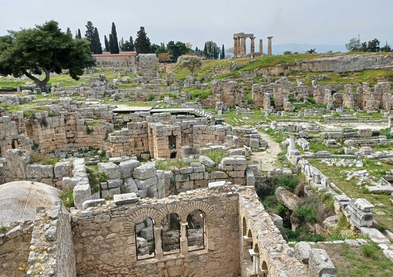 Private Tours & Shore Excursions in Ancient Corinth - Explore History Like a Local