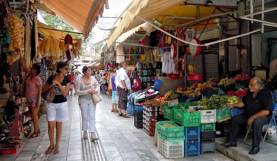 Walking food tour through the old market of Heraklion, Crete