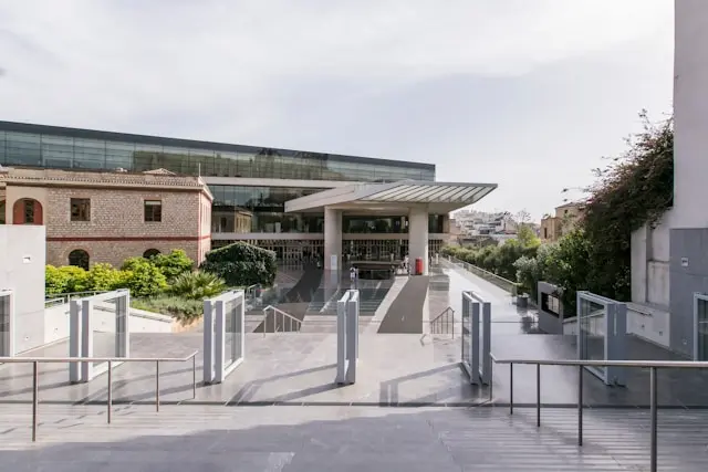 Private Walking Acropolis & Museum Tour