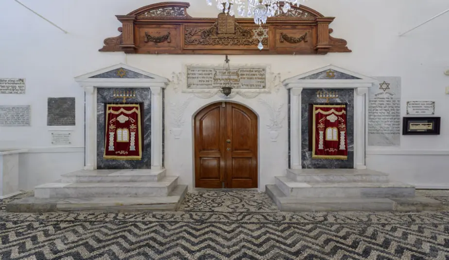 Rhodes Private Jewish Heritage Walking Tour with Expert Guide
