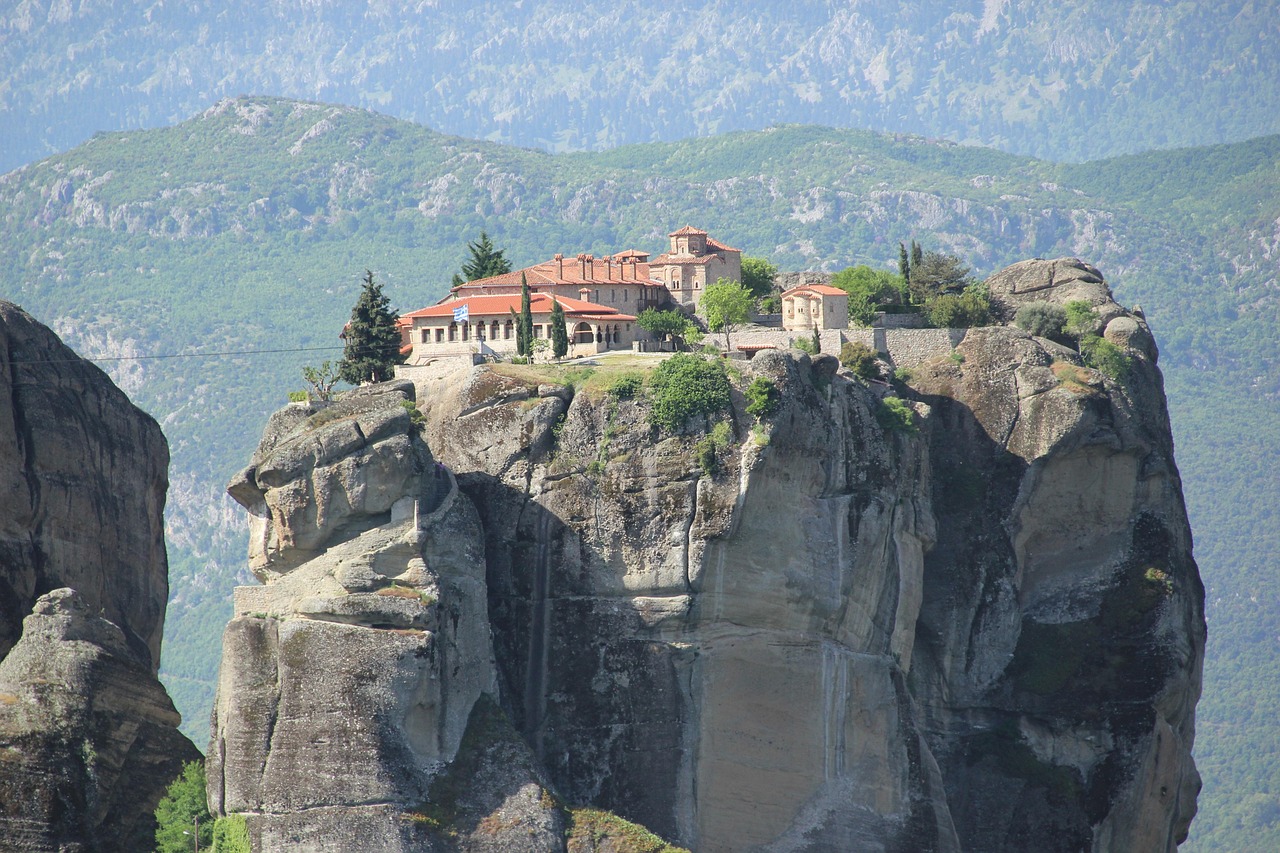2 Day Delphi &amp; Meteora Tour